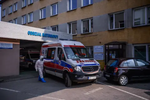Kiedy pogotowie zabiera do szpitala? 5 kluczowych sytuacji