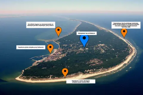 Widok lotniczy Półwyspu Helskiego z zaznaczonymi plażami i pensjonatem.