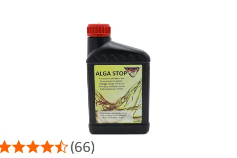 Svart flaska med röd kork, märkt "ALGA STOP". Behandlar diesel mot alger och jäsning, skyddar tankar och motorer.
