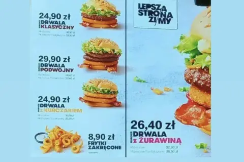 Drwala Klasyczny, Podwójny, z Kurczakiem i z Żurawiną - różne warianty zinger burgera. Do tego frytki zakręcone.