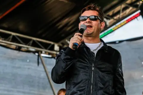 Ile kosztuje wynajęcie Zenka Martyniuka na wesele? Sprawdź ceny!