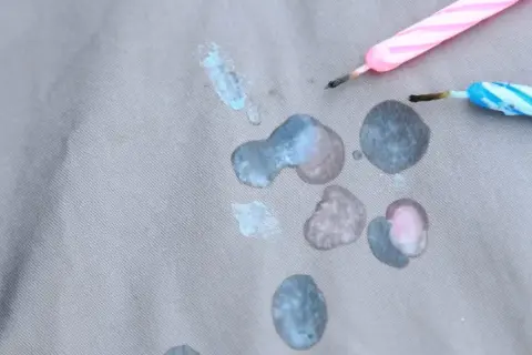 Jak usunąć wosk z bluzy? Skuteczny poradnik krok po kroku