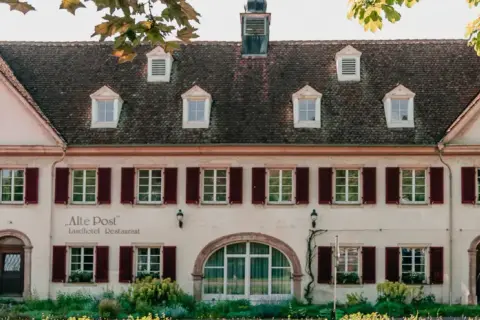 Hotel Alte Post finden: Ihr Wegweiser durch Standorte & Konzepte