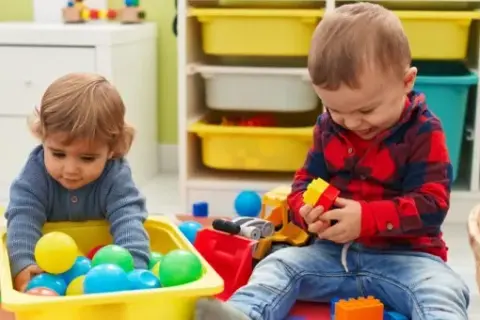 Od kiedy można dać dziecko do żłobka? Sprawdź, co musisz wiedzieć