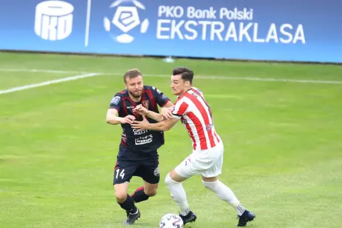Ekstraklasa: Kiedy nastąpił koniec podziału na grupy?