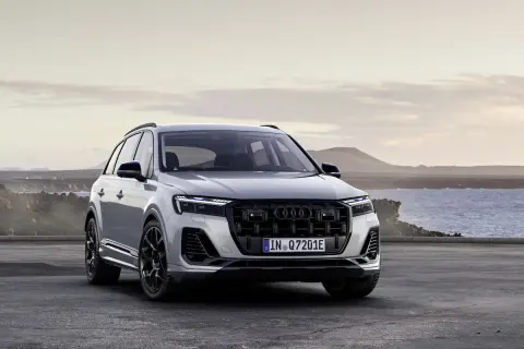 Audi Q7: Nowy Model Zachwyca Innowacjami i Luksusem