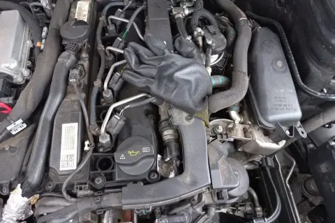 Mercedes ML W166 – jaki silnik wybrać, aby uniknąć wysokich kosztów?