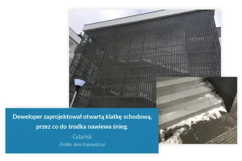 Otwarta klatka schodowa, przez którą nawiewa śnieg. Przykład patodeweloperki w Gdańsku.