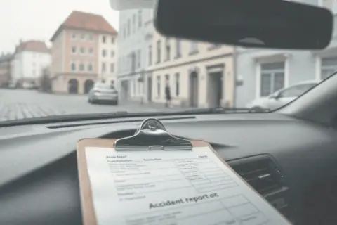 Kiedy oświadczenie o kolizji jest nieważne? Uniknij kosztownych błędów
