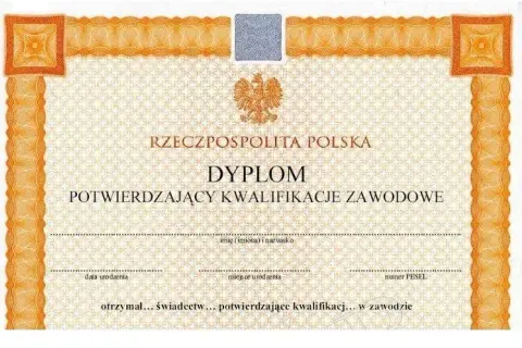 Dyplom zawodowy: Jak zdobyć? Przewodnik OKE i Rzemieślniczy