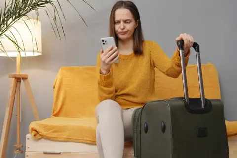 Jak się odnaleźć na lotnisku i uniknąć stresu podczas podróży