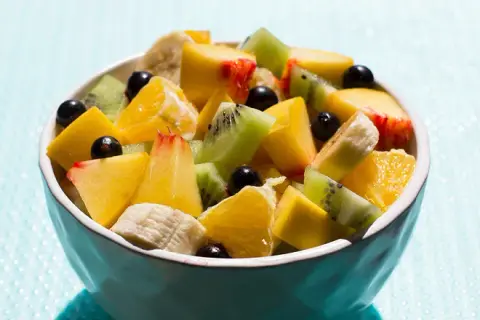 Salade de fruits au sirop maison : le secret pour la sublimer ?