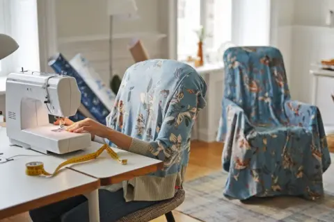Jak uszyć pokrowiec na krzesło? Prosty przewodnik DIY