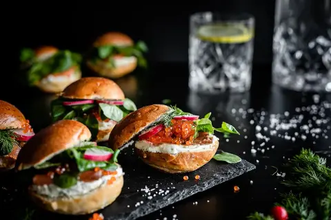 Mini burgers froids: recettes, astuces anti-pain mou & apéro zen