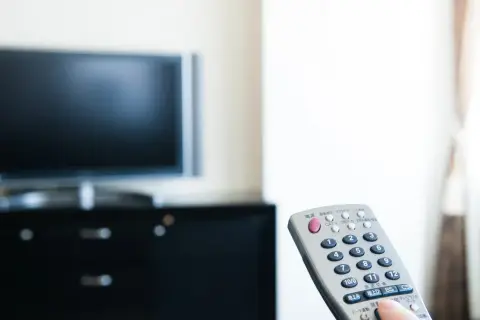 Ile prądu pobiera TV? Sprawdź, ile zapłacisz za energię