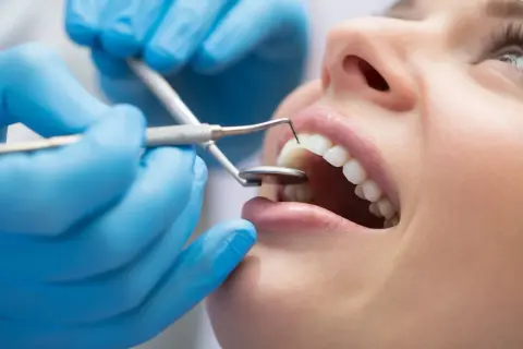 Dentysta NFZ: Co obejmuje? Sprawdź pełny zakres świadczeń
