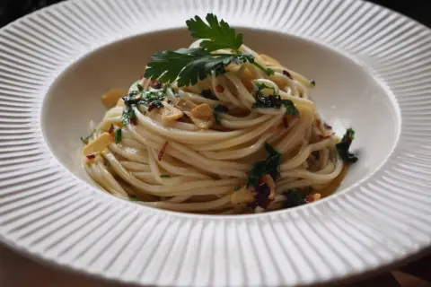 Co zrobić z makaronu spaghetti? 10 wyjątkowych przepisów, które zaskoczą