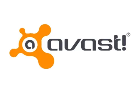 Pomarańczowe logo Avast z napisem "avast!". Program Avast Cleanup Premium dba o czystość i wydajność komputera.