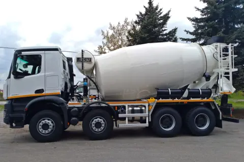 Ile waży betoniarka? Od małej po gruszkę kluczowe wagi i transport