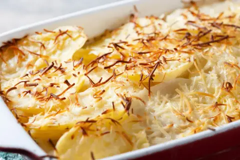 Jak przygotować zapiekankę gratin – przepis na idealne danie