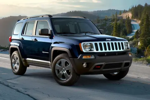 Wady i zalety Jeep Patriot: recenzje użytkowników i opinie kierowców
