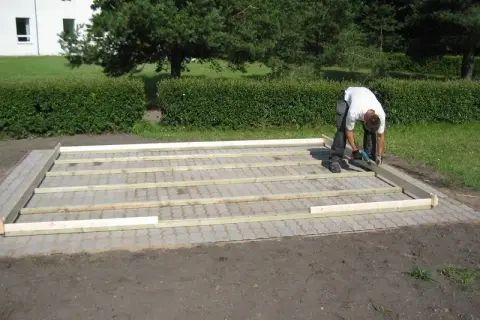 Najprostszy sposób jak zrobić szalunek pod wylewkę bez pomocy fachowca
