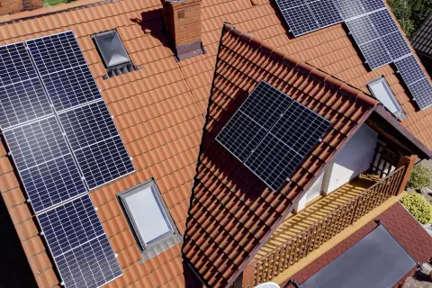 Nowe zasady fotowoltaiki – czy opłaca się inwestować w energię?