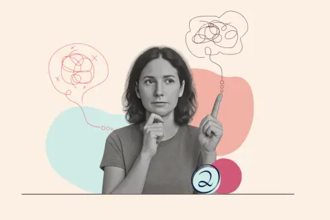 Kobieta zamyślona, z chaotycznymi myślami w chmurkach nad głową. Zastanawia się, lamotrix na co może pomóc w uporządkowaniu tych myśli.