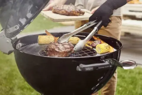 Najlepsze grille BBQ: Jak wybrać idealny sprzęt do grillowania