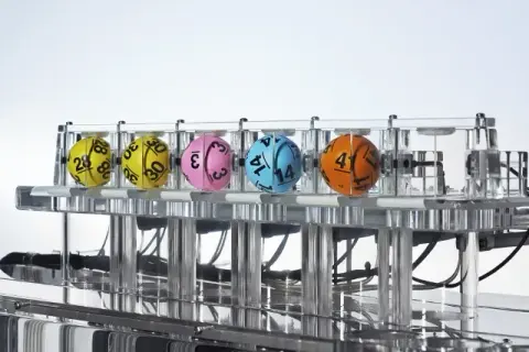 Na jakim kanale jest losowanie lotto? Sprawdź godziny i transmisje
