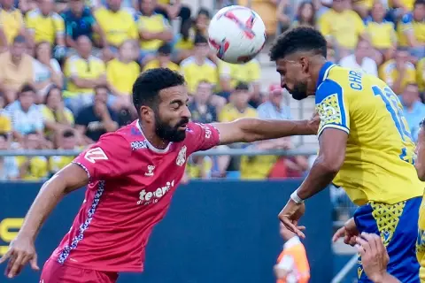 Cádiz CF vs CD Tenerife: ¿Dónde ver LaLiga Hypermotion en España?