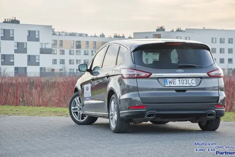 Ford S-Max diesel: Jaki silnik? 2.0 TDCi to złoty środek!