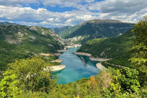 Najlepsze atrakcje w Dobrej Vodzie, które musisz zobaczyć podczas wakacji