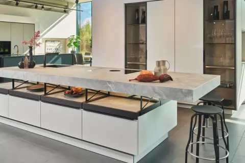 Luxus Küche: Exklusive Designs und Materialien für Ihr Traumprojekt