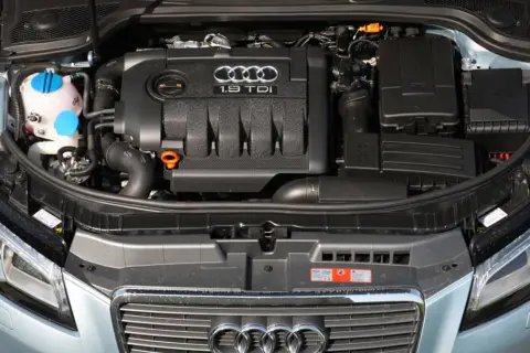 Silnik 1.9 TDI w Audi, gotowy do drogi.