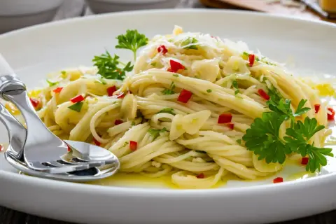 Jak zrobić spaghetti z gotowym sosem w 15 minut - łatwy przepis
