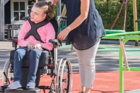 Czy dziecko z orzeczeniem może nie zdać? Kluczowe informacje dla rodziców