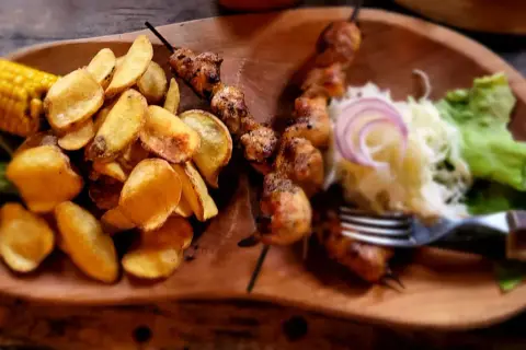 Eger gdzie zjeść: Odkryj najlepsze restauracje z tradycyjną kuchnią