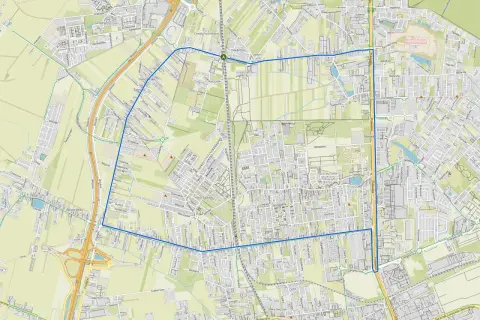 Mapa przedstawia fragment Warszawy, dzielnicę Jeziorki, z zaznaczonymi ulicami i budynkami.