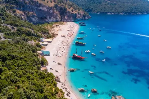 Nad jakim morzem leży Albania? Odkryj jej piękne wybrzeża