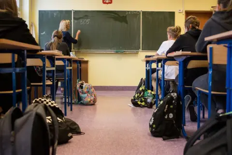 Jak wypisanie dziecka z lekcji wdż może ułatwić życie rodzicom