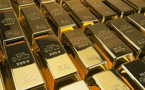 Złoty sekret NBP: Dlaczego bank centralny masowo kupuje złoto w kryzysie?