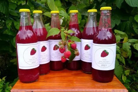 Gdzie kupić naturalny sok malinowy? Sprawdź najlepsze oferty