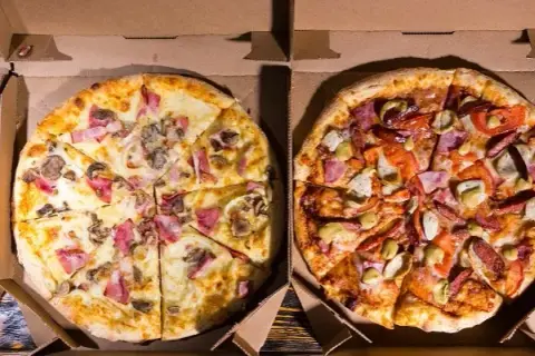 Ile kalorii ma pizzerka? Poznaj wartość energetyczną przysmaku