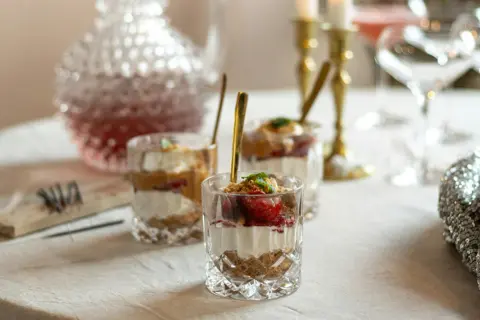 Silvester Dessert im Glas: Schnelle & elegante Rezepte für Ihre Party