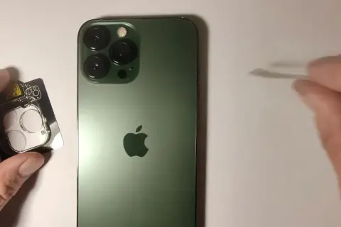 Jak zdjąć szkło z aparatu iPhone bez ryzyka uszkodzenia obiektywu