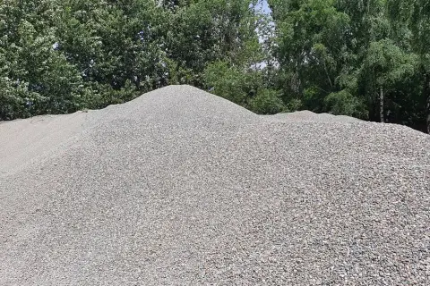 Ile waży m3 żwiru 2-8 mm? Zaskakujące różnice w wadze!