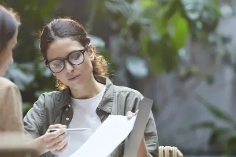 Jak sprawdzić status ubezpieczenia NFZ i uniknąć problemów z dostępem do zdrowia