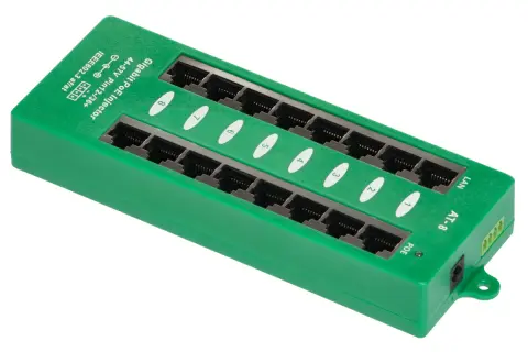 Zielony injector Gigabit PoE AT-8 z 8 portami, umożliwiający power over ethernet.