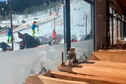 Zieleniec gdzie zjeść: Najlepsze restauracje i lokalne specjały